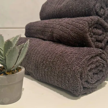 Am Wesenberg Apartment *